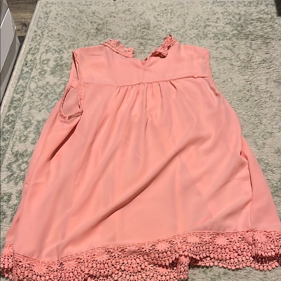 Darling Lace Trim Sleeveless Blouse in Coral - Picture 6 of 7